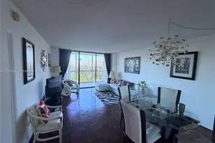 20335 W Country Club Dr, Aventura, FL 33180 - Photo 13