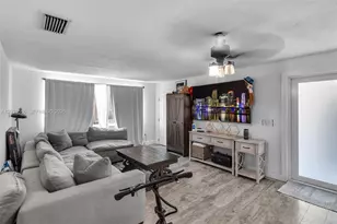 3510 SW 87th Ave, Miami, FL 33165 - Photo 7