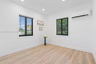 1824 NW 47th St, Miami, FL 33142 - Photo 5