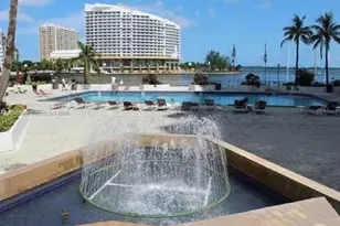 801 Brickell Bay Dr, Miami, FL 33131 - Photo 17