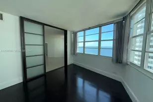 801 Brickell Bay Dr, Miami, FL 33131 - Photo 13