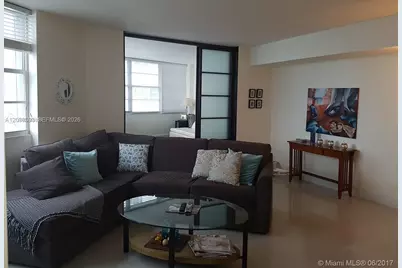 801 Brickell Bay Dr #765, Miami, FL 33131 - Photo 9