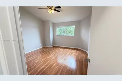 3433 NW 44th St #203, Oakland Park, FL 33309 - Photo 5