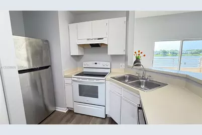 3433 NW 44th St #203, Oakland Park, FL 33309 - Photo 13