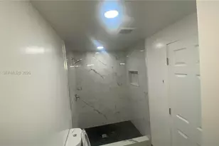 1947 Garfield St, Hollywood, FL 33020 - Photo 9