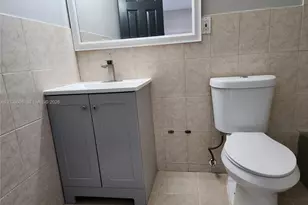 191 SW 15th St, Pompano Beach, FL 33060 - Photo 9