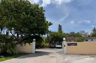 1860 Venice Park Dr, North Miami, FL 33181 - Photo 3