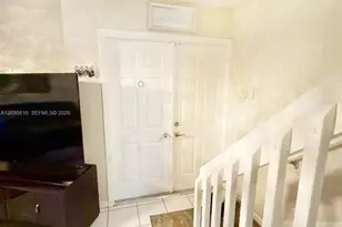 10877 NW 8th St, Pembroke Pines, FL 33026 - Photo 27