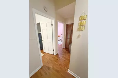 10877 NW 8th St, Pembroke Pines, FL 33026 - Photo 21