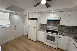 1750 NE 191st St, Miami, FL 33179 - Photo 3