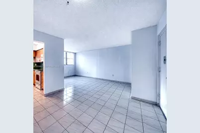 9440 W Flagler St #205, Miami, FL 33174 - Photo 5