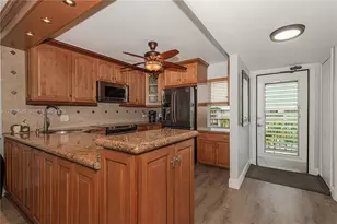 4800 Hillcrest Ln, Hollywood, FL 33021 - Photo 7
