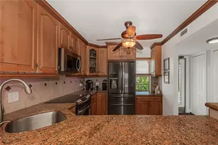 4800 Hillcrest Ln, Hollywood, FL 33021 - Photo 5