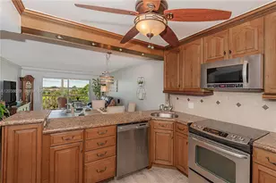 4800 Hillcrest Ln, Hollywood, FL 33021 - Photo 3