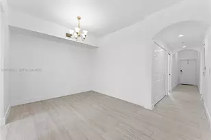 7715 Yardley Dr, Tamarac, FL 33321 - Photo 9
