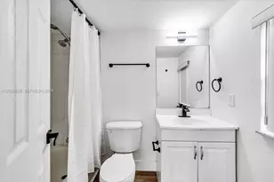 1405 Miami Rd, Fort Lauderdale, FL 33316 - Photo 15