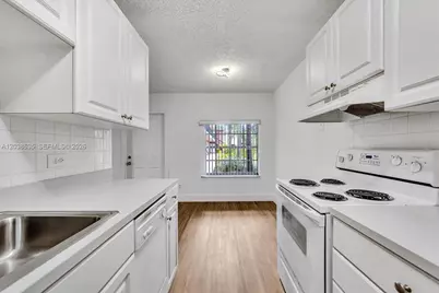 1405 Miami Rd #7, Fort Lauderdale, FL 33316 - Photo 7