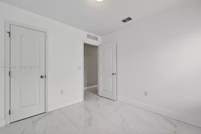 1977 SE Floresta Dr, Port Saint Lucie, FL 34983 - Photo 17