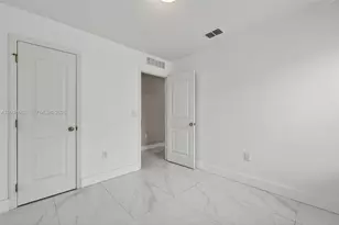 1977 SE Floresta Dr, Port Saint Lucie, FL 34983 - Photo 17