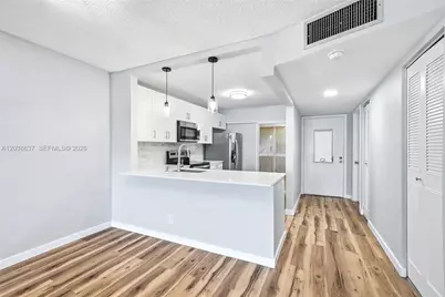 860 SE 6 Ave #311, Deerfield Beach, FL 33441 - Photo 9