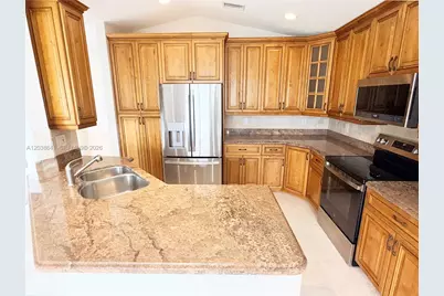 1212 Falls Blvd, Weston, FL 33327 - Photo 11