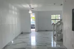 10557 W 32nd Ln, Hialeah, FL 33018 - Photo 7
