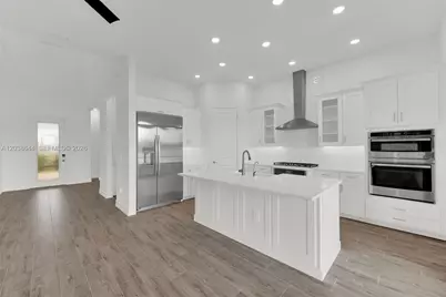 1112 Seagrape Drive, Other City - In The State Of Florida, FL 33570 - Photo 21