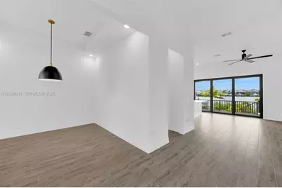 1112 Seagrape Drive, Other City - In The State Of Florida, FL 33570 - Photo 15