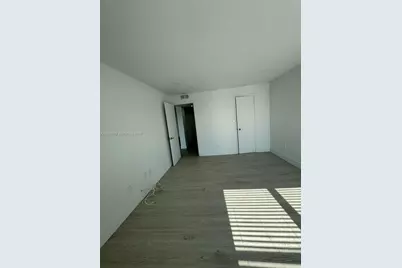 9280 Fontainebleau Blvd #403, Miami, FL 33172 - Photo 9