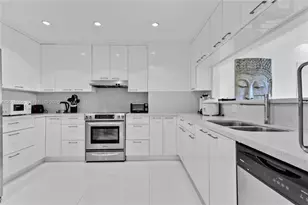 251 Crandon Blvd, Key Biscayne, FL 33149 - Photo 9