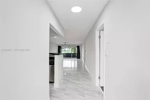 9540 NW 65th St, Tamarac, FL 33321 - Photo 3