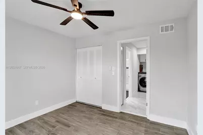9540 NW 65th St #D8, Tamarac, FL 33321 - Photo 33