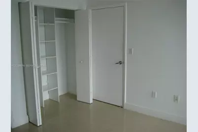 90 SW 3rd St #4311, Miami, FL 33130 - Photo 9