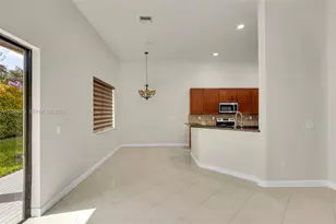 18861 SW 77th Ct, Cutler Bay, FL 33157 - Photo 11