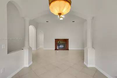 18861 SW 77th Ct, Cutler Bay, FL 33157 - Photo 9