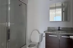 185 SW 7th St, Miami, FL 33130 - Photo 7