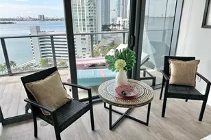 650 NE 32nd St, Miami, FL 33137 - Photo 11
