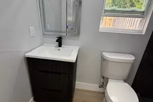 1111 N Victoria Park Rd, Fort Lauderdale, FL 33304 - Photo 5