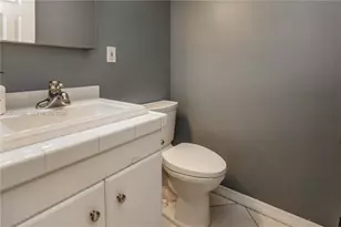 1251 Buchanan St, Hollywood, FL 33019 - Photo 15