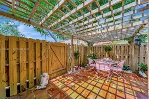 7447 W Sunrise Blvd, Plantation, FL 33313 - Photo 27