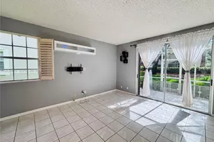 1290 Sorrento Dr, Weston, FL 33326 - Photo 13