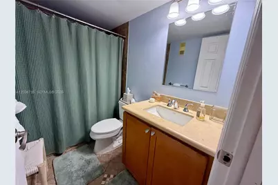 770 Claughton Island Dr #2016, Miami, FL 33131 - Photo 9