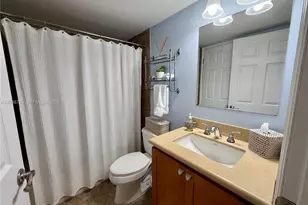 770 Claughton Island Dr, Miami, FL 33131 - Photo 9
