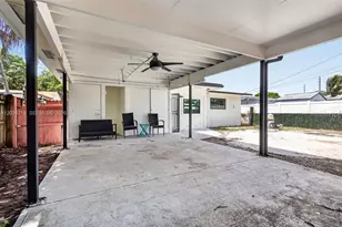 258 SW 8th St, Dania Beach, FL 33004 - Photo 33