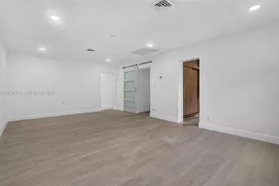 258 SW 8th St, Dania Beach, FL 33004 - Photo 13