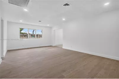 258 SW 8th St, Dania Beach, FL 33004 - Photo 15