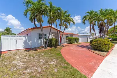 1720 SW 98th Ct, Miami, FL 33165 - Photo 3