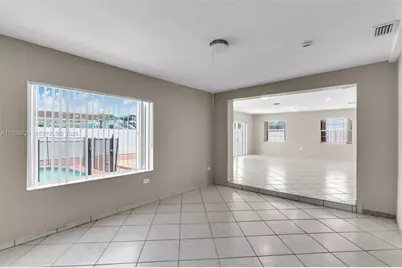 1720 SW 98th Ct, Miami, FL 33165 - Photo 9