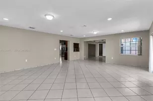1720 SW 98th Ct, Miami, FL 33165 - Photo 13