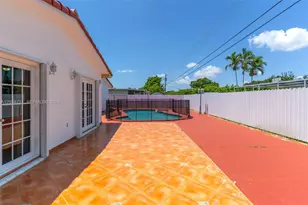 1720 SW 98th Ct, Miami, FL 33165 - Photo 31